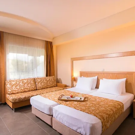 Alexandros Palace منتجع