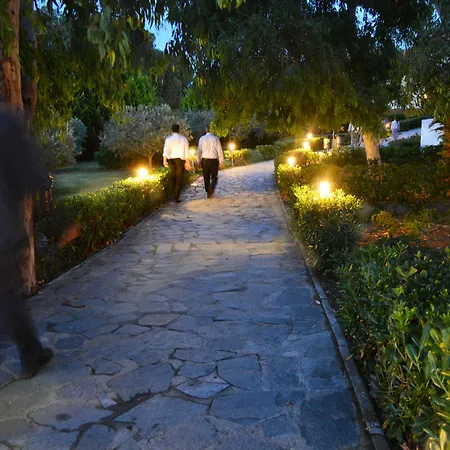 Alexandros Palace 5* أُرانّوبولي