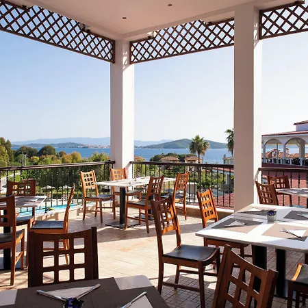 Курортный комплекс Alexandros Palace Уранополис
